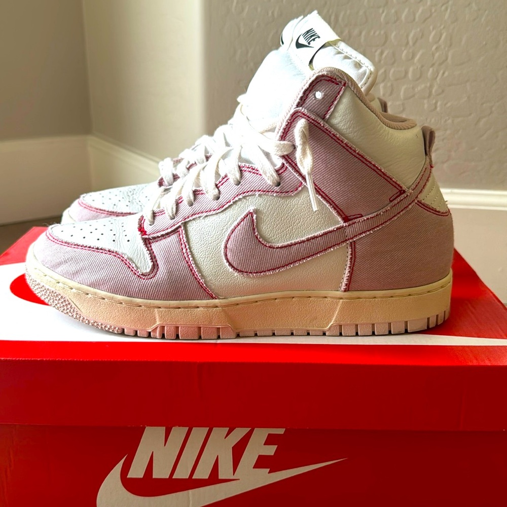 Nike Dunk HI 1985